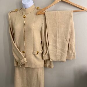 Steve Fabrikant for Neiman Marcus Vintage 4 piece woman's suit Petite Size 4-6